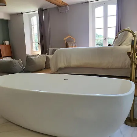 Le Moulin De Salazar