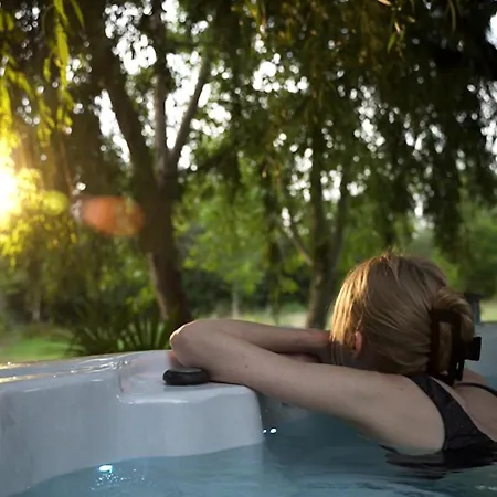 Le Moulin De Salazar Montbarla