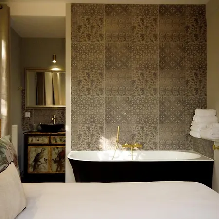 Πανσιόν Le Moulin De Salazar 3*