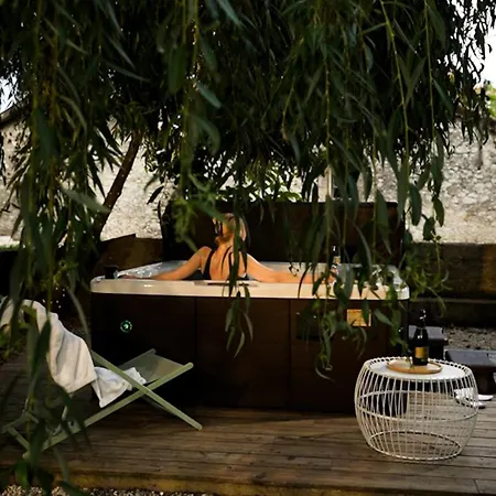 Le Moulin De Salazar 3*